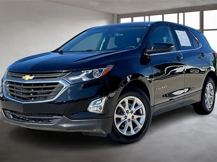 2019 Chevrolet Equinox LT photo 1