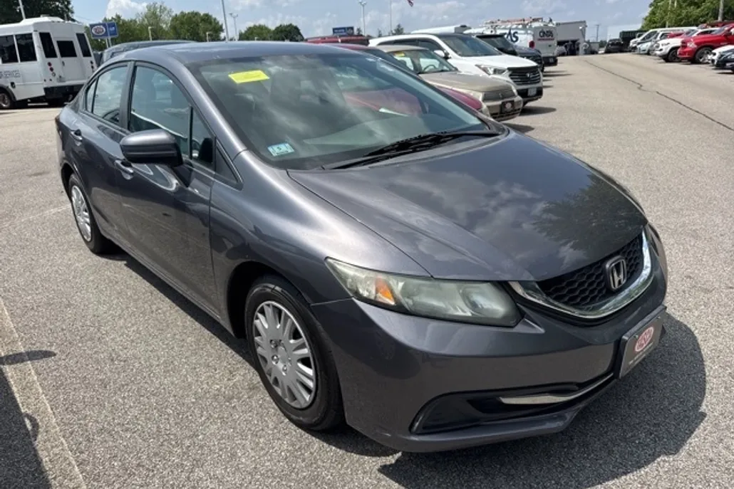 2015 Honda Civic LX photo 1
