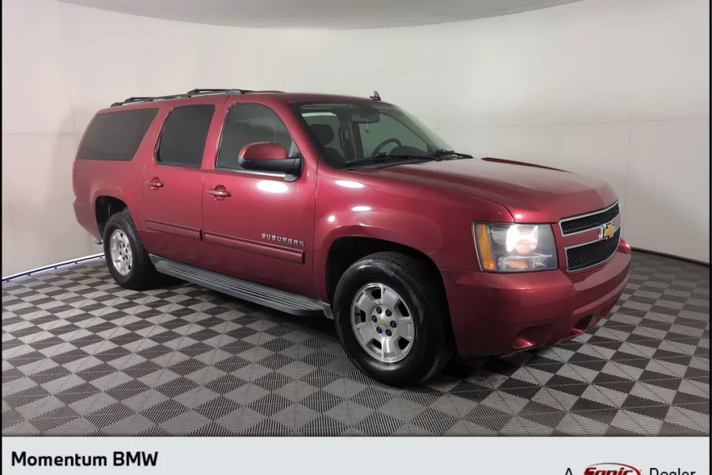 2012 Chevrolet Suburban 1500 LS photo 1