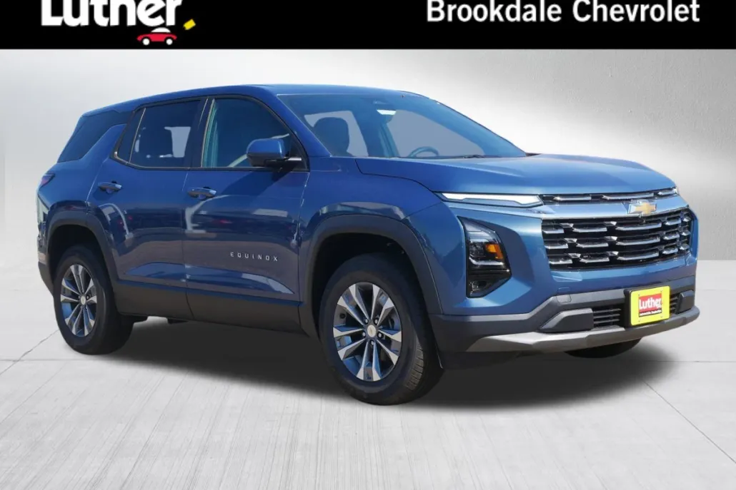 2026 Chevrolet Equinox LT photo 1