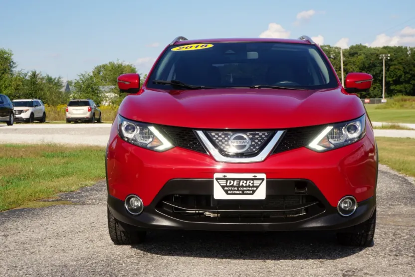 2018 Nissan Rogue Sport SL photo 1