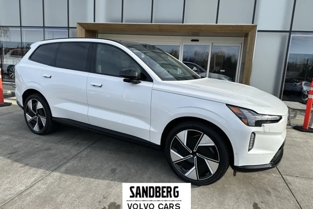 2025 Volvo EX90 Twin Motor Performance Ultra photo 1