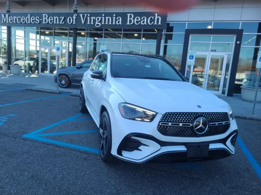 2025 Mercedes Benz GLE 450e photo 1