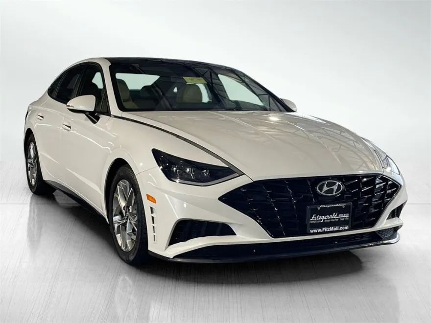 2020 Hyundai Sonata SEL photo 1