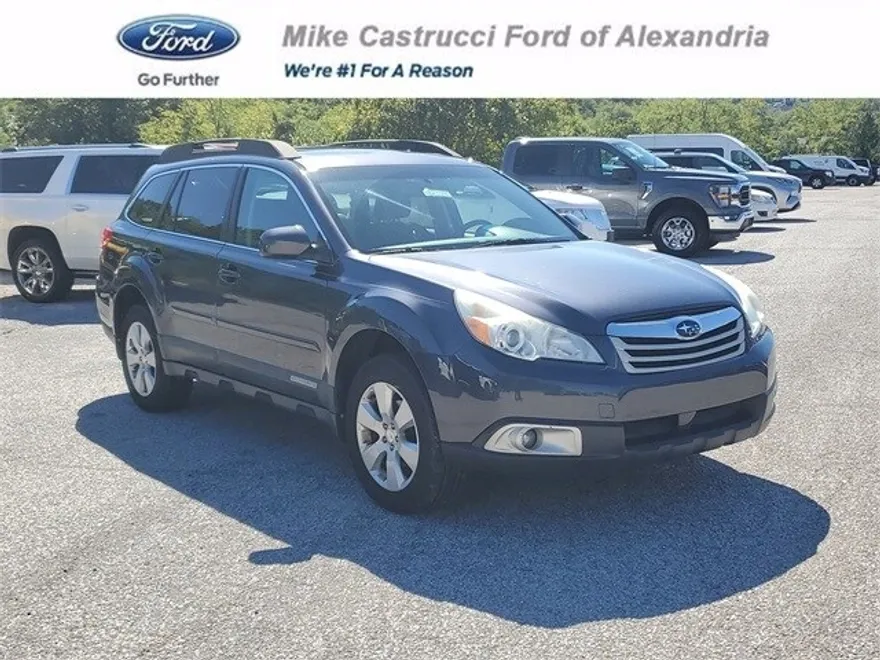 2012 Subaru Outback 2.5i Premium photo 1