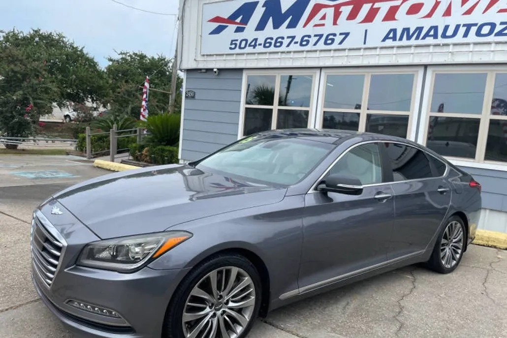 2015 Hyundai Genesis 5.0 photo 1