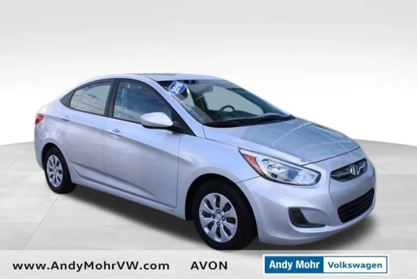 2016 Hyundai Accent SE photo 1
