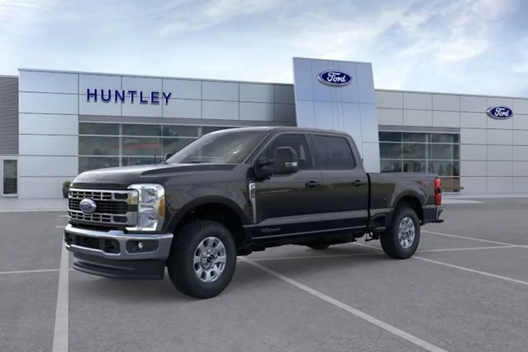 2025 Ford F-350 photo 1