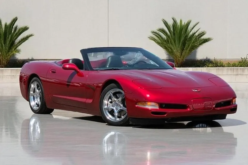 2004 Chevrolet Corvette Base photo 1