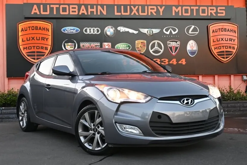 2017 Hyundai Veloster Value Edition R-Spec Turbo photo 1