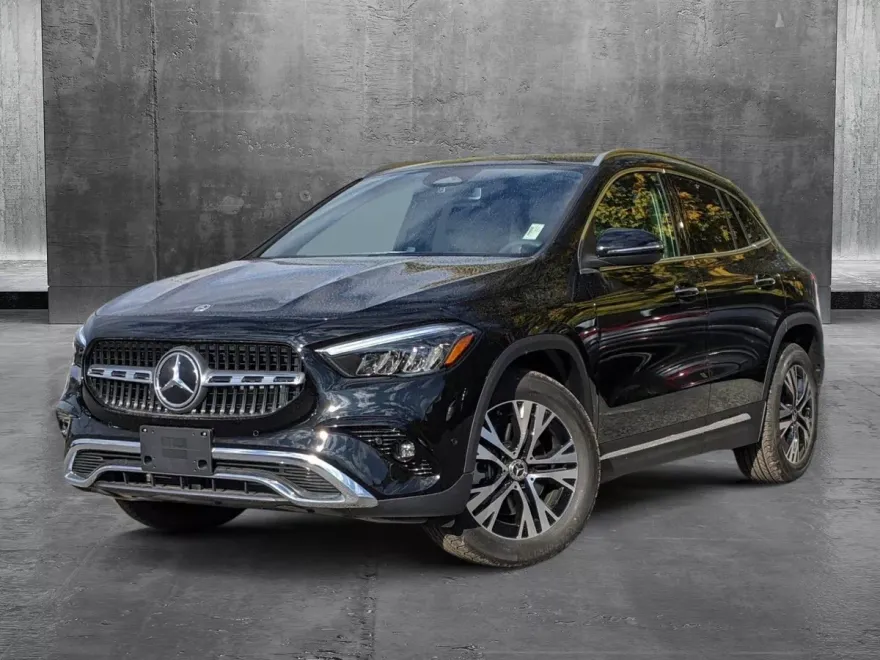 2025 Mercedes Benz GLA 250 4MATIC photo 1