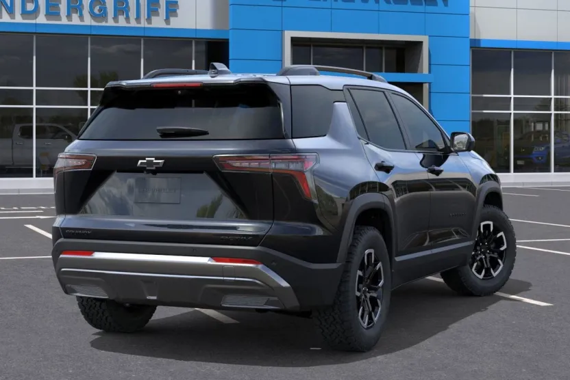 2026 Chevrolet Equinox ACTIV photo 1