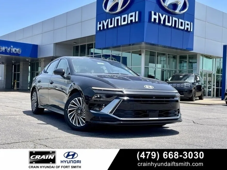 2025 Hyundai Sonata Hybrid Limited photo 1