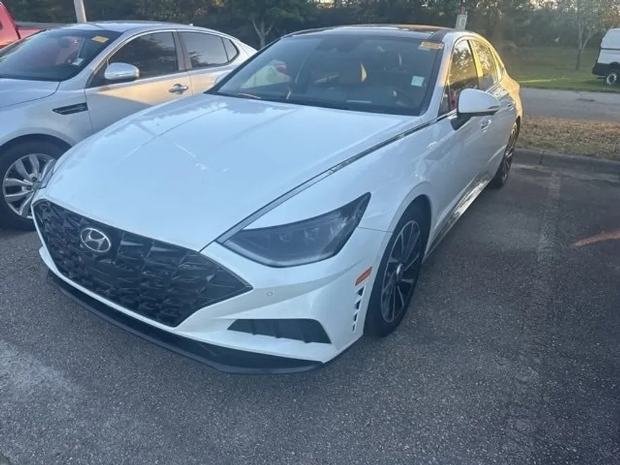 2021 Hyundai Sonata Limited photo 1