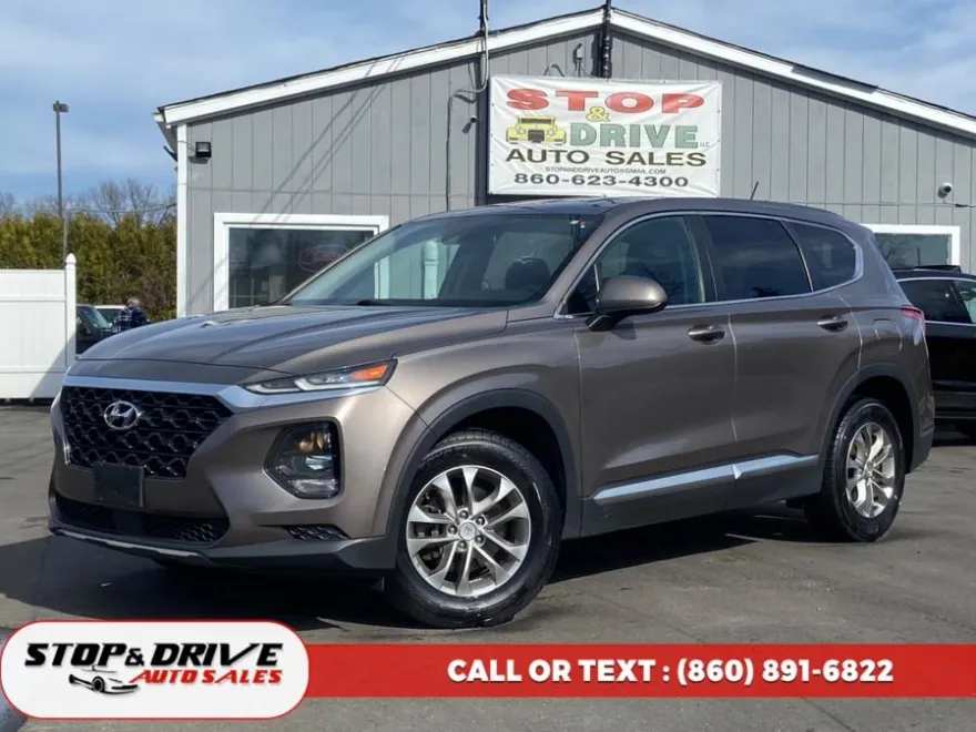 2019 Hyundai Santa Fe SE photo 1
