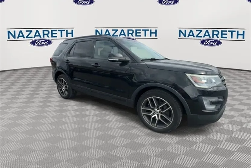 2017 Ford Explorer Sport photo 1