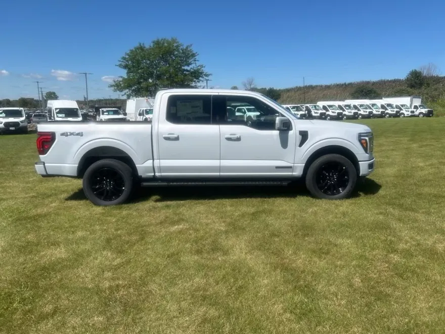 2025 Ford F-150 Lariat photo 1