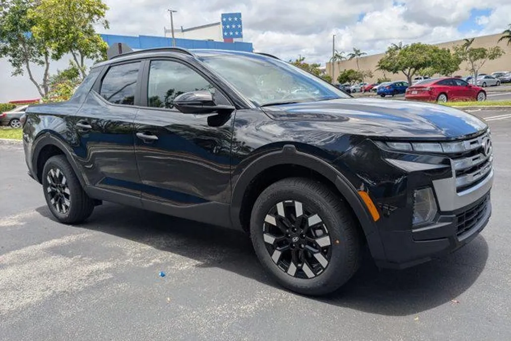 2025 Hyundai Santa Cruz SEL photo 1