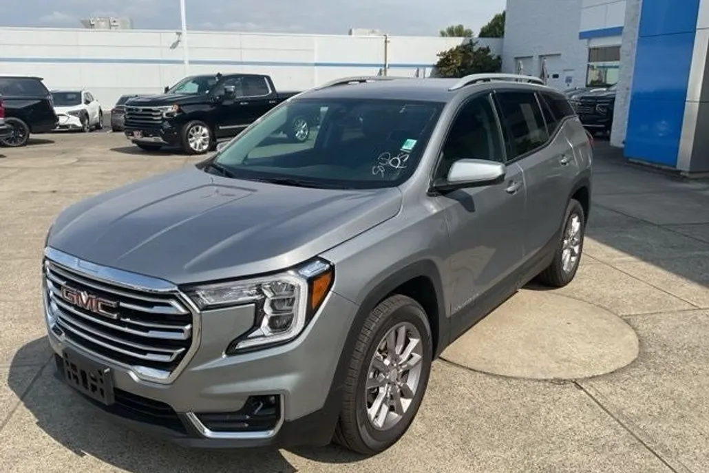 2024 Gmc Terrain SLT photo 1