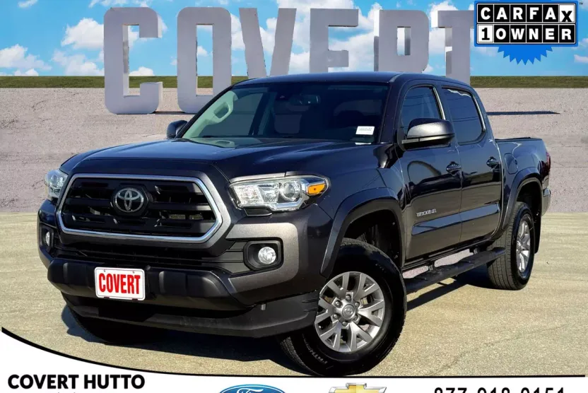 2018 Toyota Tacoma SR5 V6 photo 1