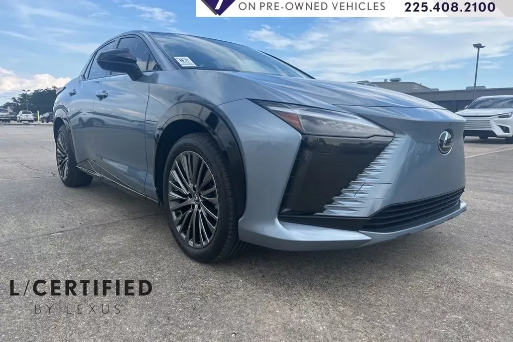 2024 Lexus RZ 450e Luxury photo 1
