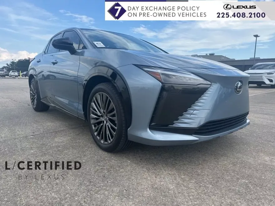 2024 Lexus RZ 450e Luxury photo 1