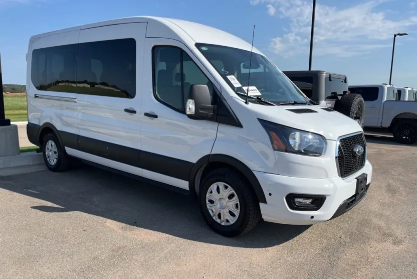 2025 Ford Transit photo 1