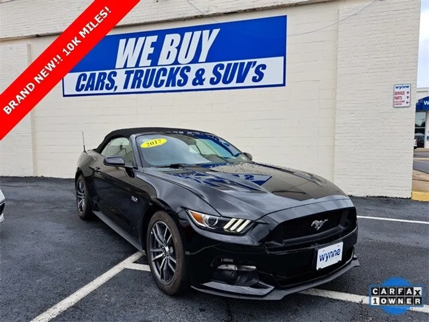 2017 Ford Mustang GT Premium Convertible photo 1