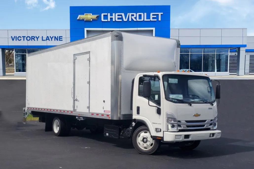 2023 Chevrolet Silverado photo 1