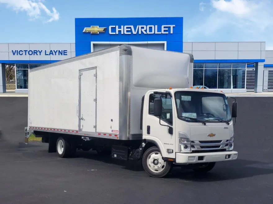 2023 Chevrolet Silverado photo 1
