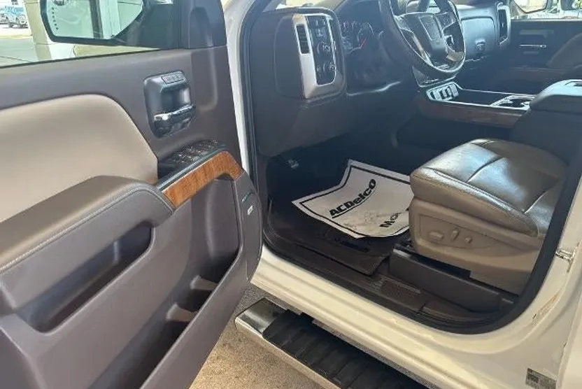 2018 Gmc Sierra 1500 SLT photo 1