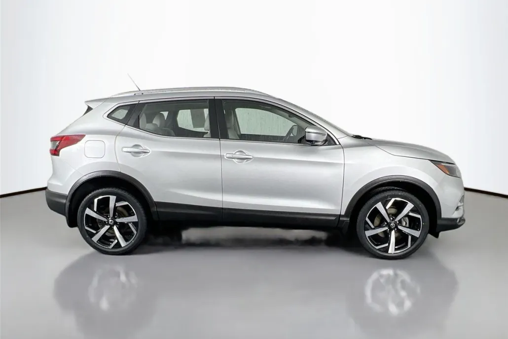 2020 Nissan Rogue Sport SL photo 1