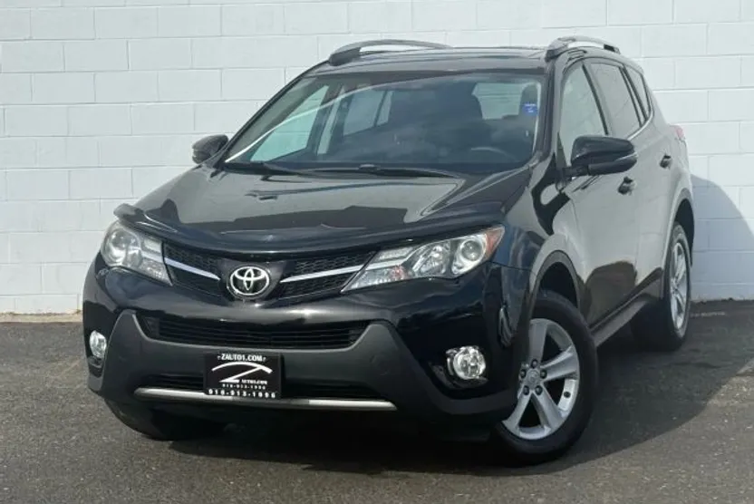 2013 Toyota RAV4 XLE Sport photo 1