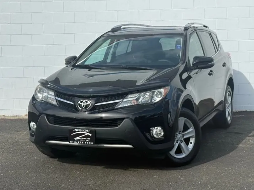 2013 Toyota RAV4 XLE Sport photo 1