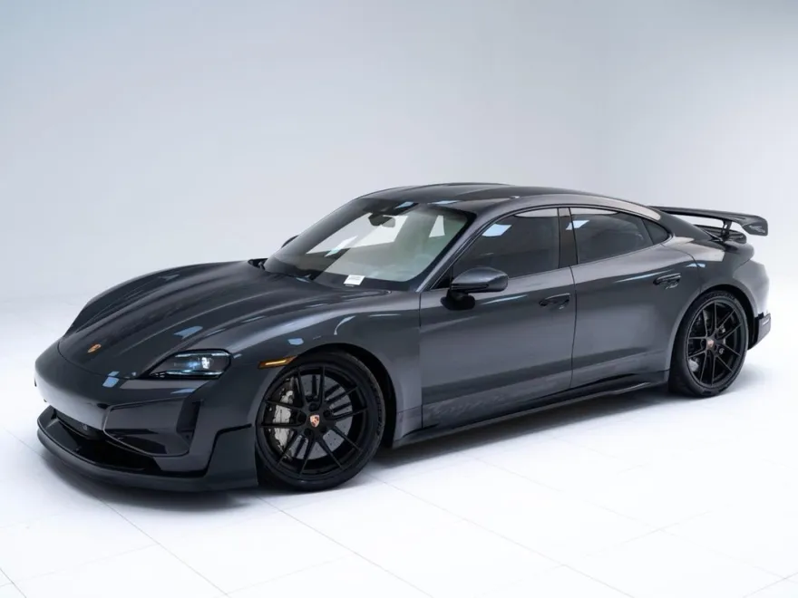2025 Porsche Taycan Turbo GT Weissach Package photo 1