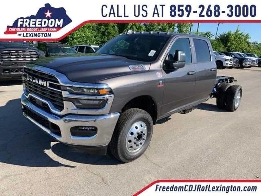 2025 Ram 3500 Tradesman photo 1