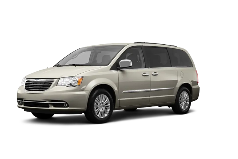 2013 Chrysler Town & Country Touring photo 1