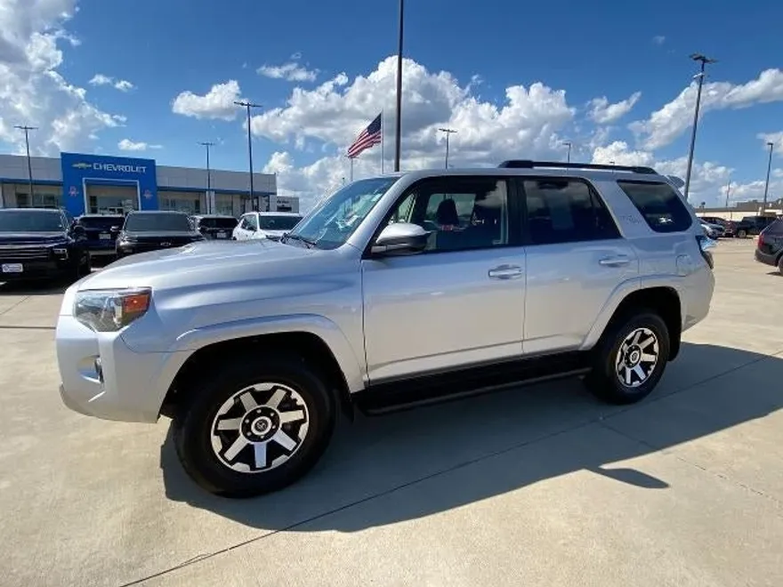 2024 Toyota 4Runner TRD photo 1