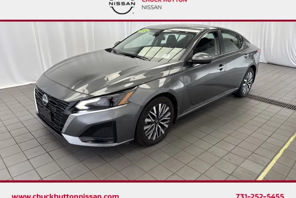 2024 Nissan Altima 2.5 SV photo 1