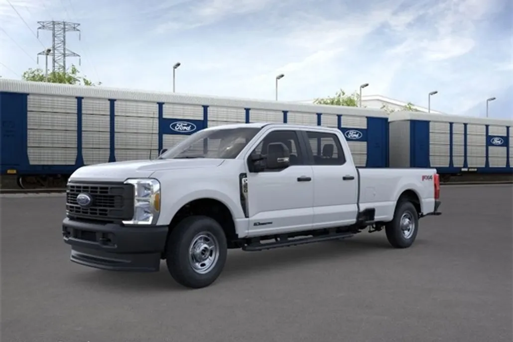 2025 Ford F-350 XL photo 1