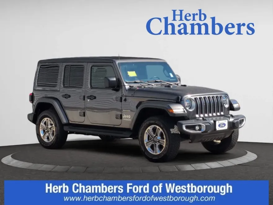 2021 Jeep Wrangler Unlimited Sahara photo 1