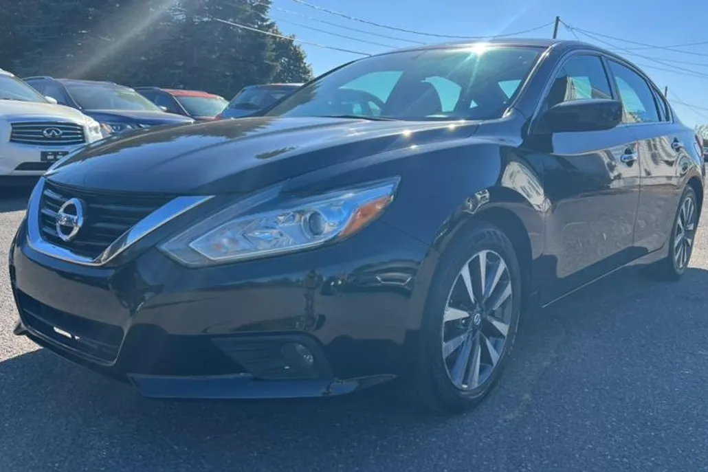 2017 Nissan Altima 2.5 SL photo 1