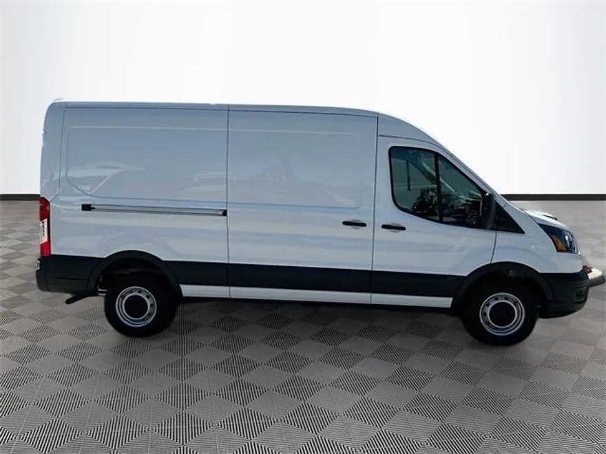 2025 Ford Transit photo 1
