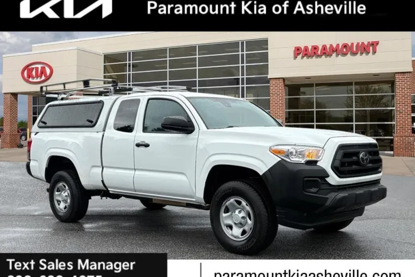 2022 Toyota Tacoma SR photo 1