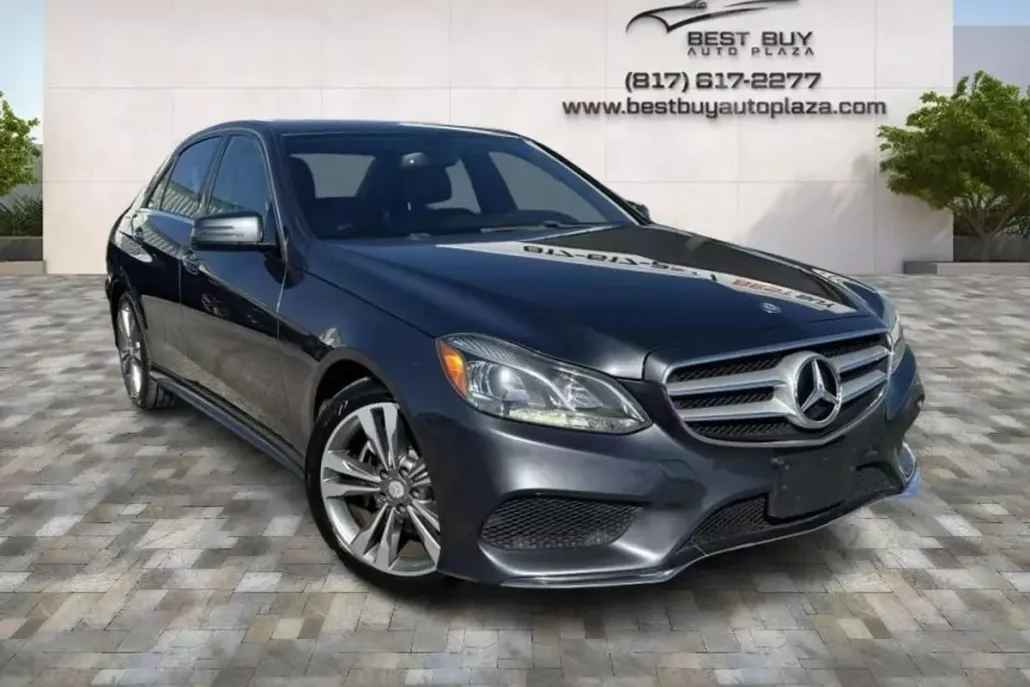 2016 Mercedes Benz E 350 Sedan photo 1