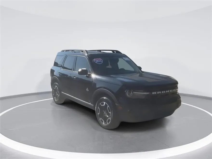 2023 Ford Bronco Sport Outer Banks photo 1