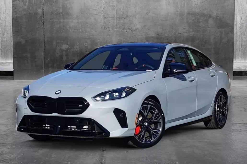 2025 Bmw M235i photo 1
