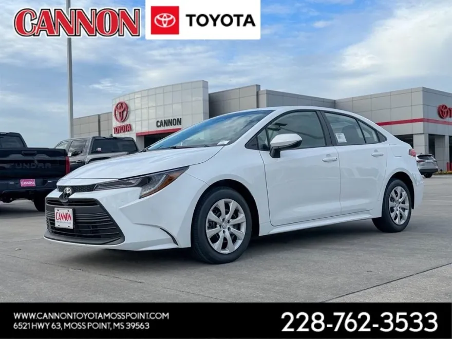 2026 Toyota Corolla LE photo 1