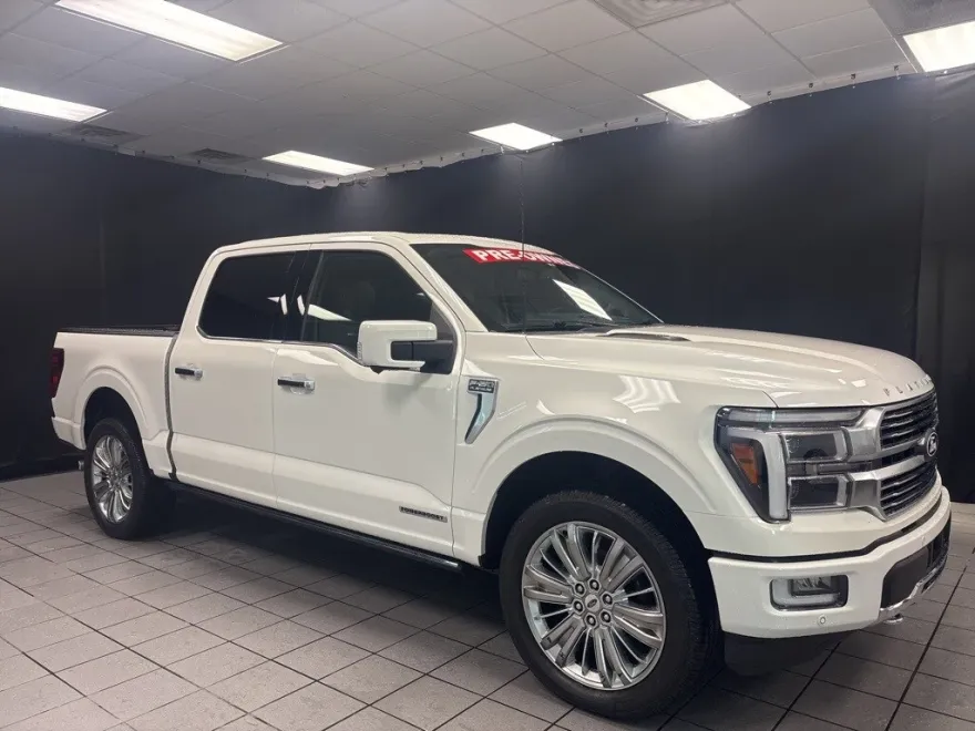 2024 Ford F-150 Platinum photo 1