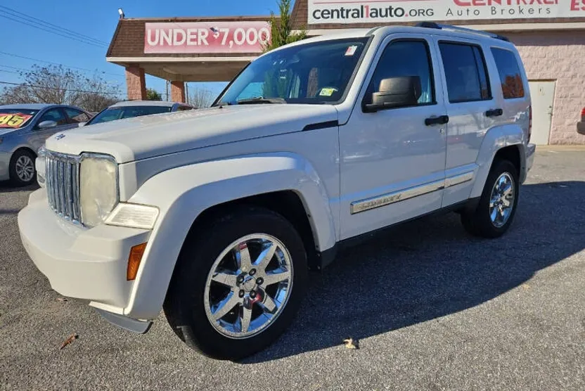 2010 Jeep Liberty Limited photo 1